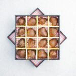 Cashew Nut Torrone Chocolate (320g) - Image 3