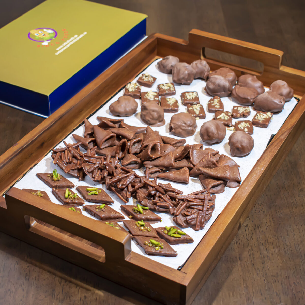 Fine Chocolates Assorted (49pcs/380g) - Image 2