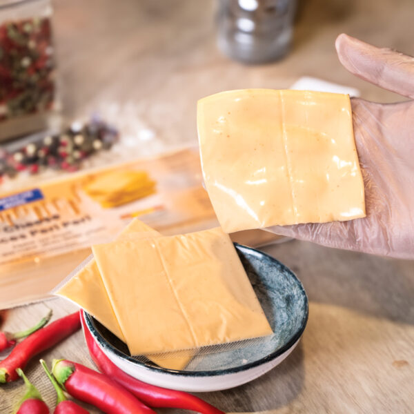 Spicy Cheese Slice (15g x 51 slices) - 100% Dairy | American Mark