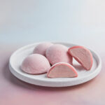 Yumochi Ice cream Strawberry (6 pcs/pack) - Image 4